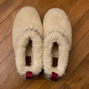 UGG braid platform slippers